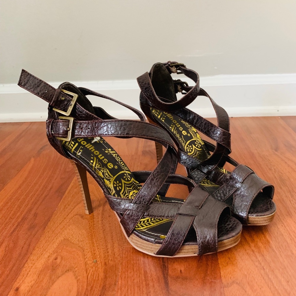 Dollhouse heels sz 6